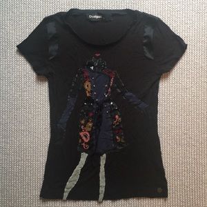 Desigual whimsical black t-shirt